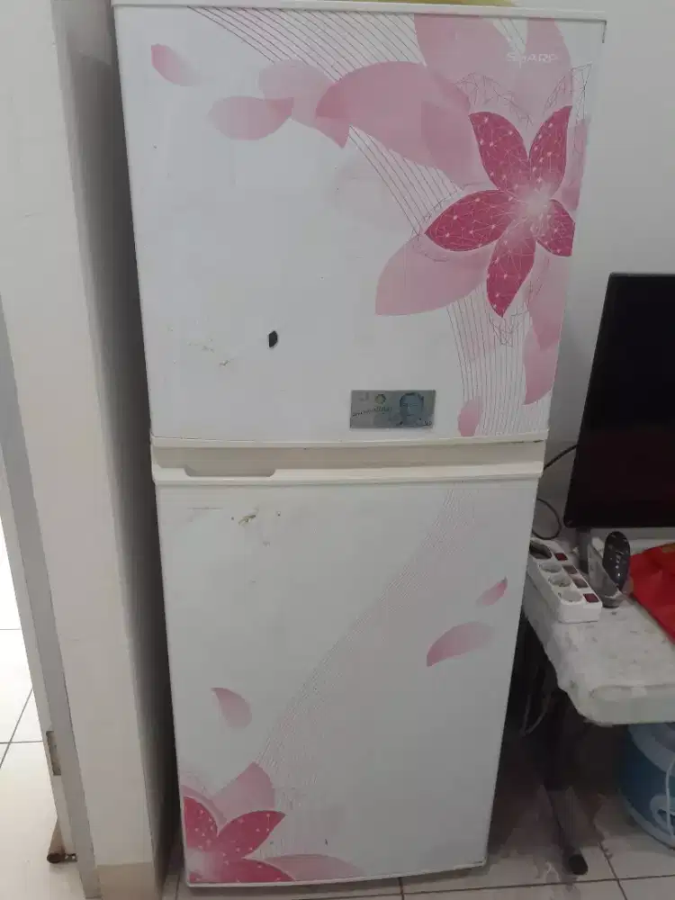Sharp Kulkas 2 Pintu SJ-305MD-FW Putih Bunga
