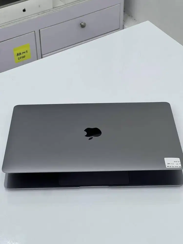 Mac Book Air M1