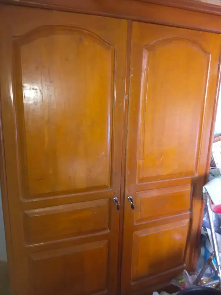 Lemari baju bahan Jati ukuran 1,5 mx 2 m