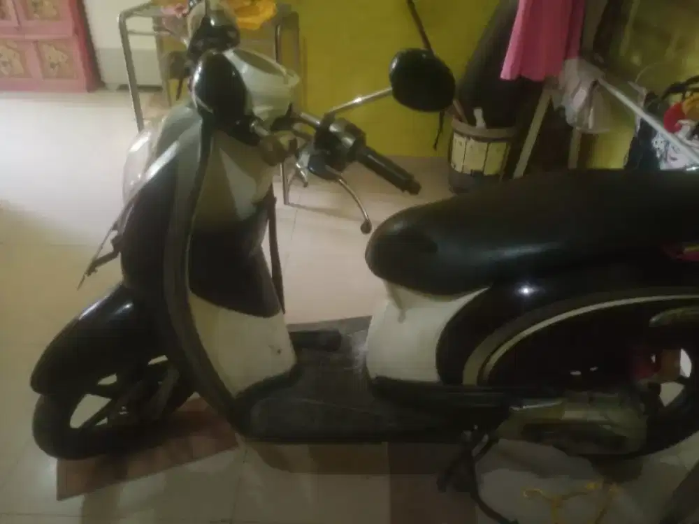 Scoopy 2011 surat lengkap pajak pulas