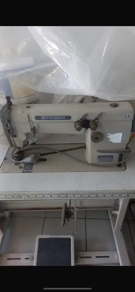 Mesin Jahit second Typical