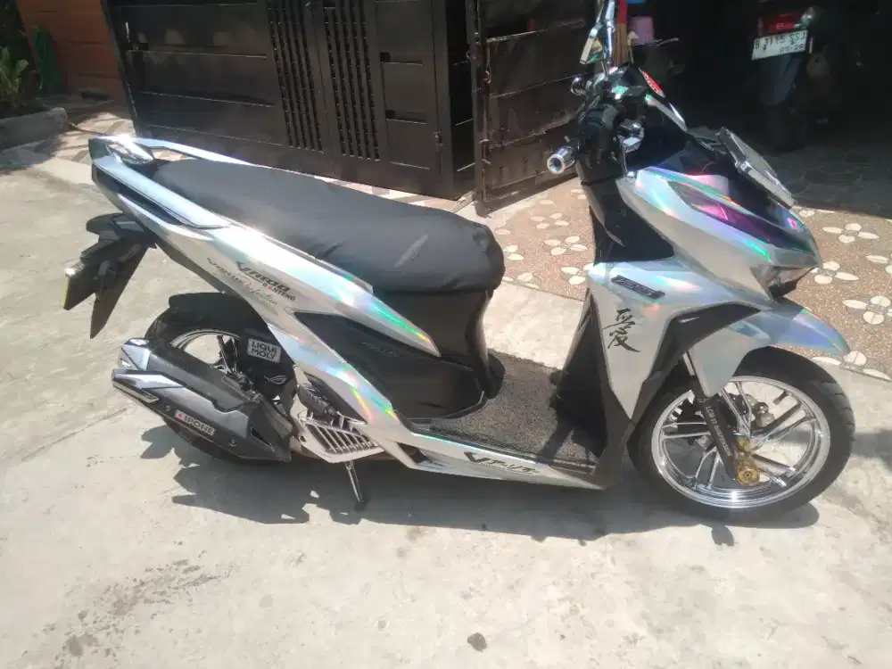 Vario 125 istimewa  th 2022