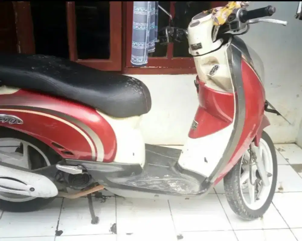 Scoopy karbu 2011