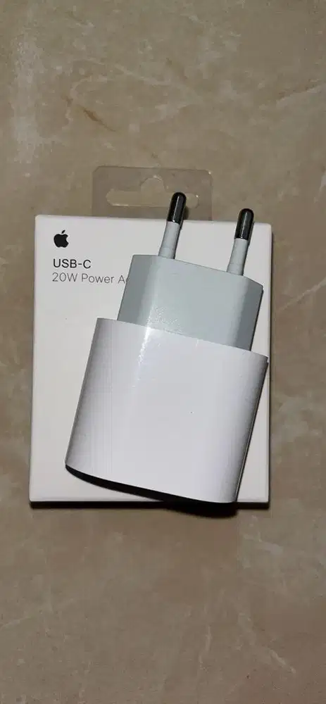 Adaptor iPhone 20W
