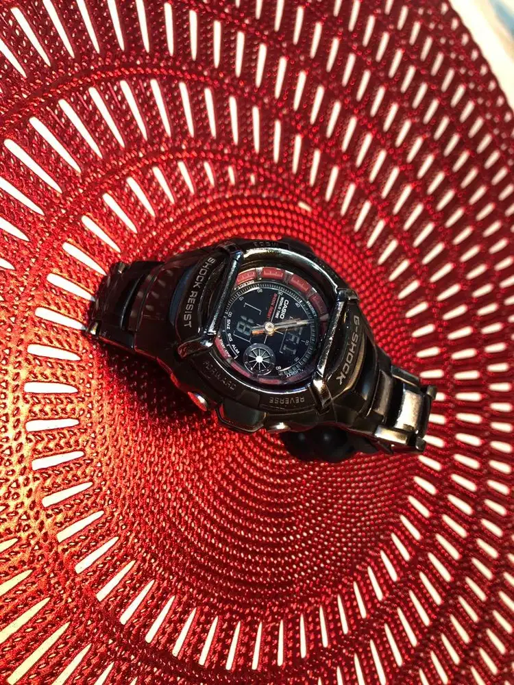 G shock (strap stainless) G521BD vintage unit only