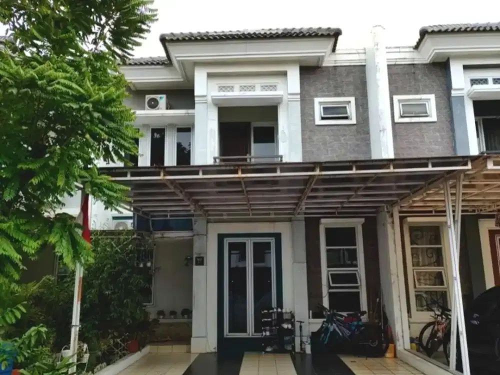 DIJUAL RUMAH SEBRANG KOLAM RENANG MICHELIA GADING SERPONG