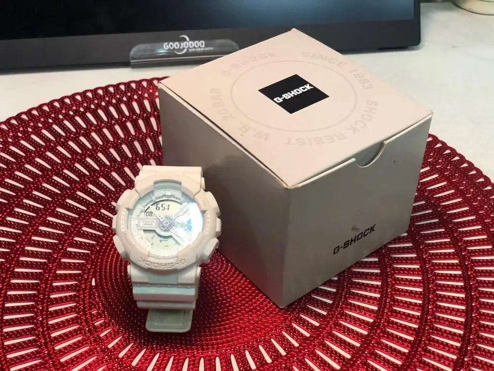 G shock (white) GA 11OBC lengkap