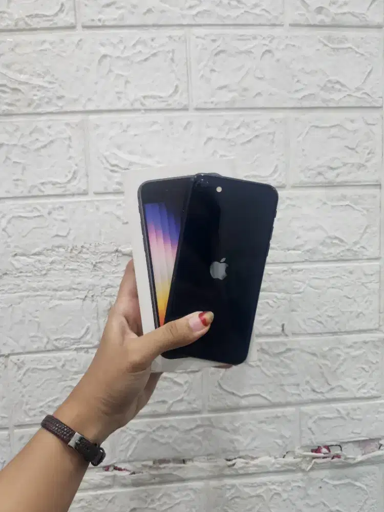iPhone SE 3 128Gb - Resmi iBox #Relax