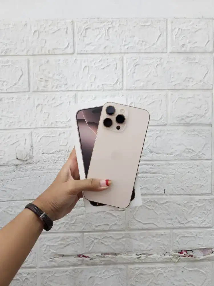 iPhone 16 Pro Max 256Gb BH100 - Grs resmi iBox 3 bln #Relax