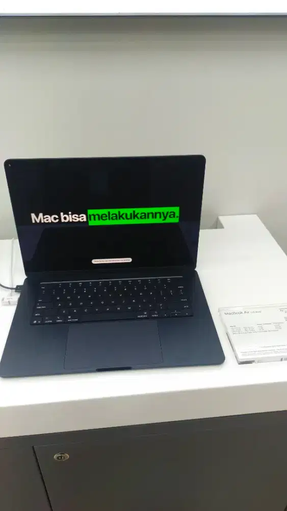 PROMO BUNGA RINGAN MACBOOK AIR M4 16 256 15 inch