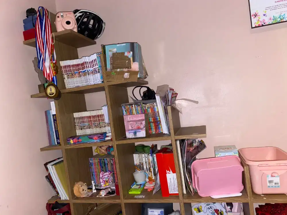 Preloved lemari Buku