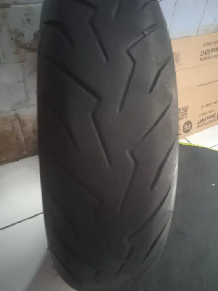 Ban Pirelli 120/70-12