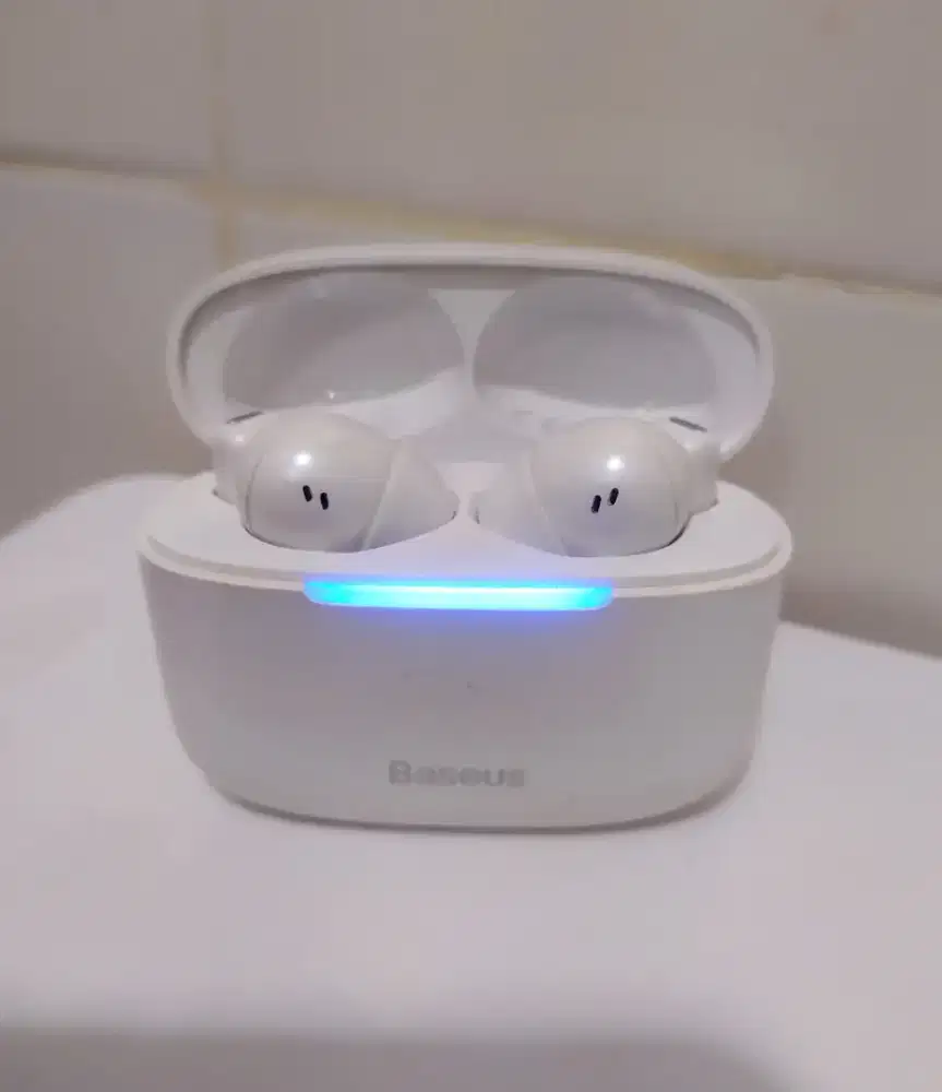 Tws Baseus E9 headset bluetooth premium game & music