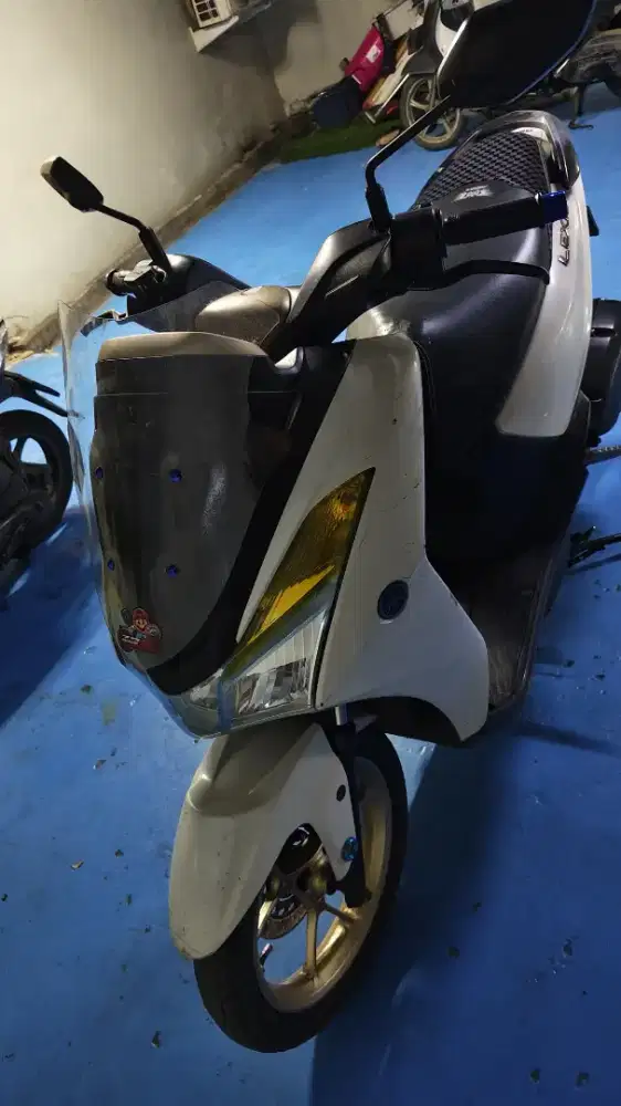 Yamaha lexy S Version (keyless)