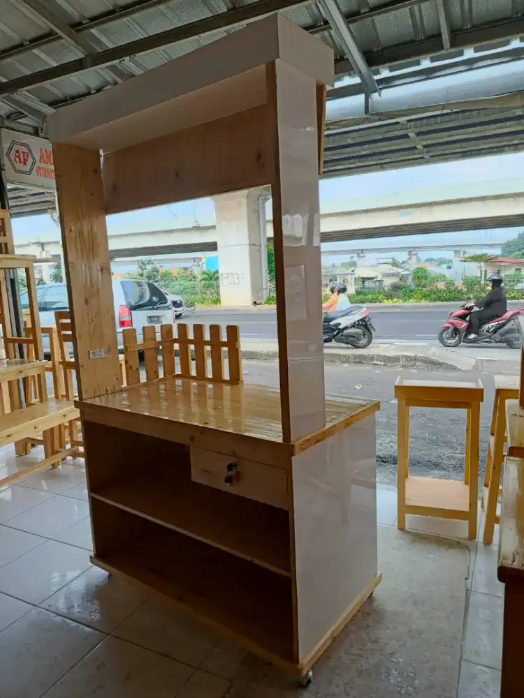 DIJUAL GEROBAK JUALAN ES TEH / CENDOL