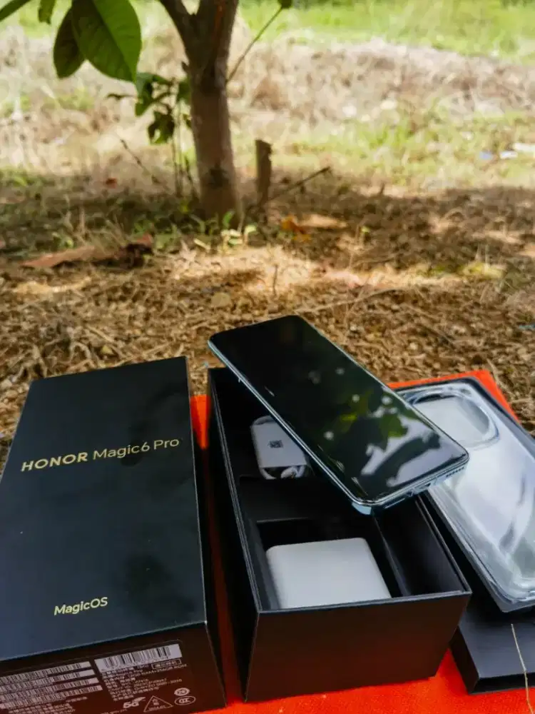 [FULLSET] HONOR Magic6 Pro 12/256GB Mulus Like New Snapdragon 8 Gen 3