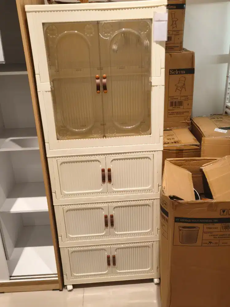 Lemari pakaian plastik murah