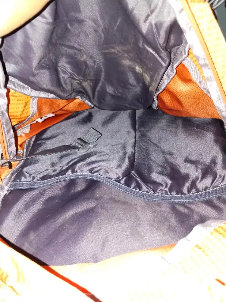 Tas gunung kondisi ok