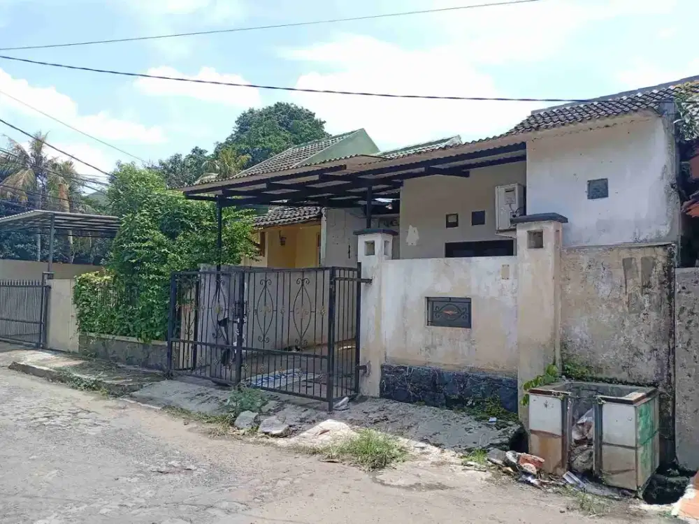 Dijual rumah hitung tanah lokasi strategis di Ciputat