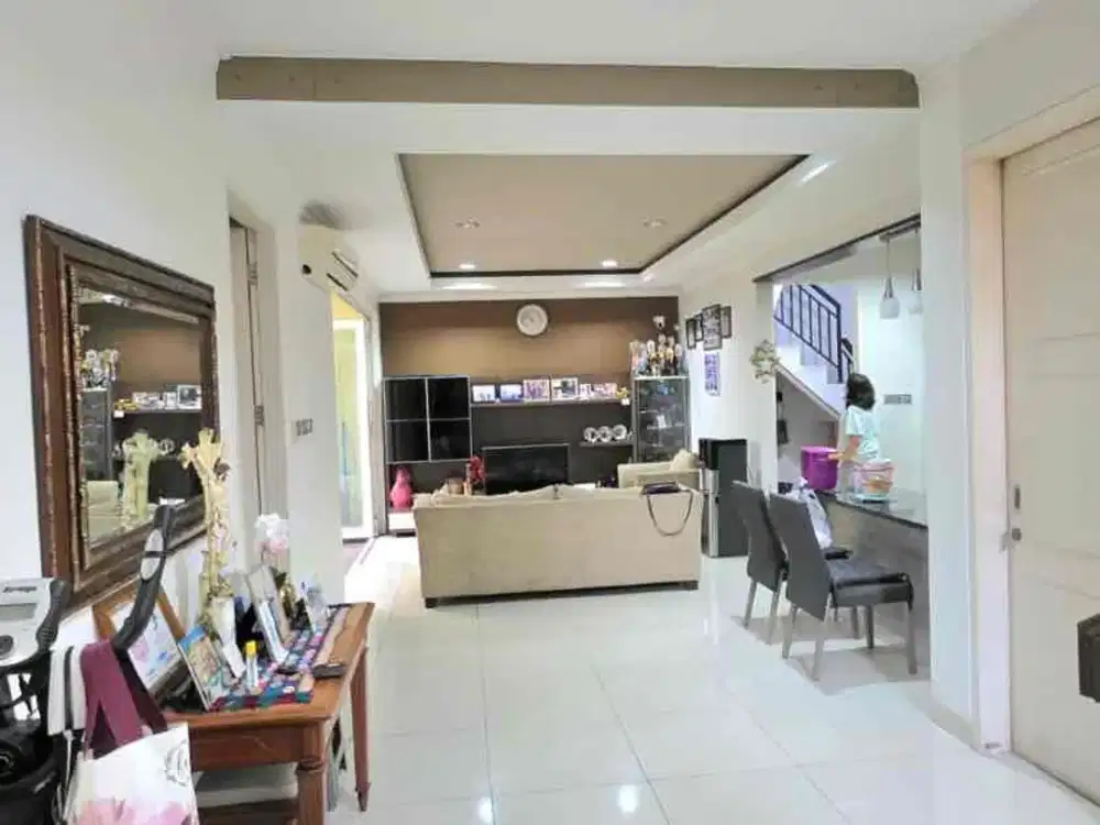 Dijual : Rumah di Cluster Fiordini Gading Serpong