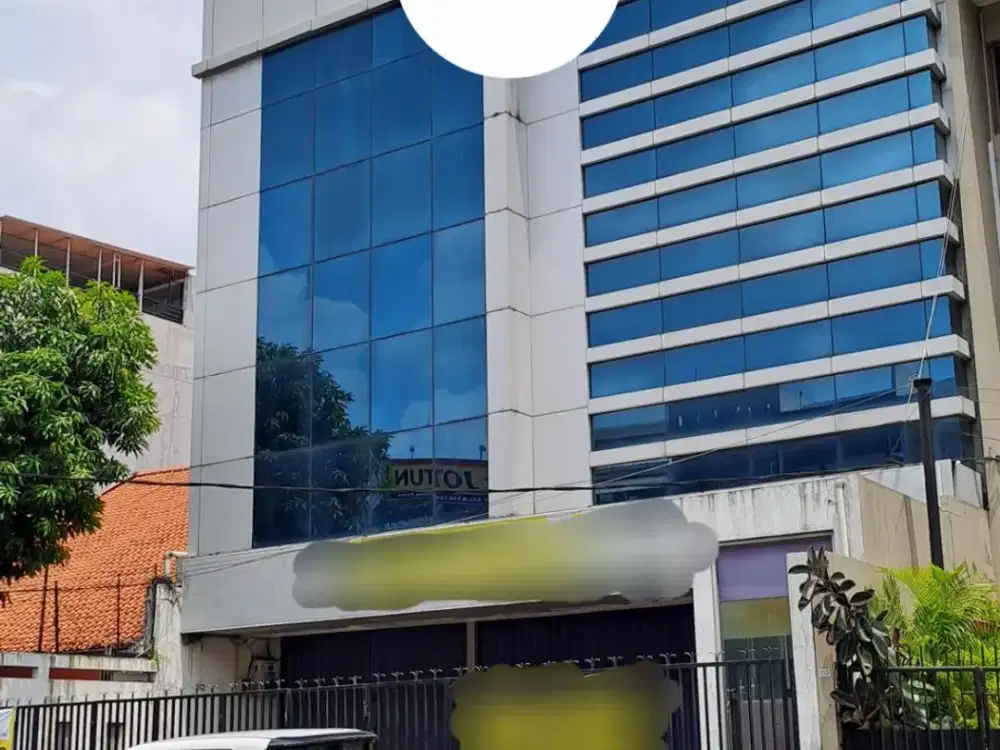 Ruko Gandeng Ex Kantor Dekat Universitas di Tanjung Duren Jakarta Barat