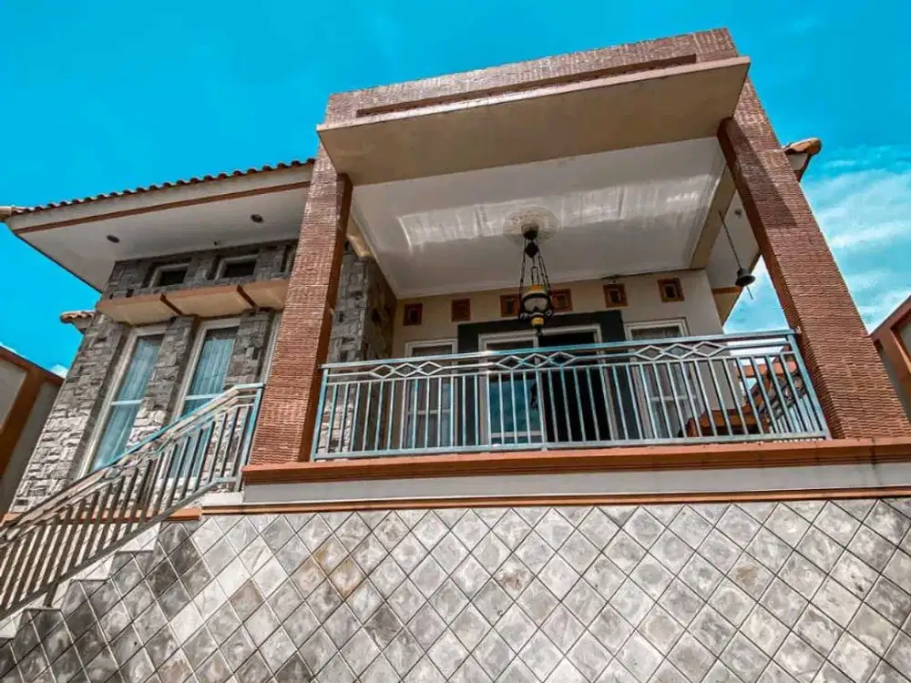 DIJUAL VILLA TRAWAS MOJOKERTO JAWA TIMUR RON.A138