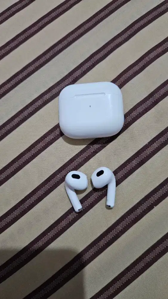 Airpods 3 BU
Batangan
