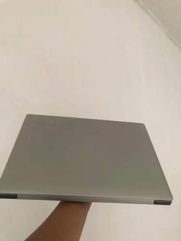 Leptop Lenovo ideapad330 amd A9 ram 8 ssd 256