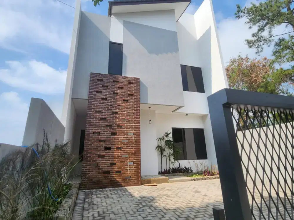DIJUAL RUMAH BARU DI SETIABUDI REGENCY - LAPIZ LAZULI BANDUNG