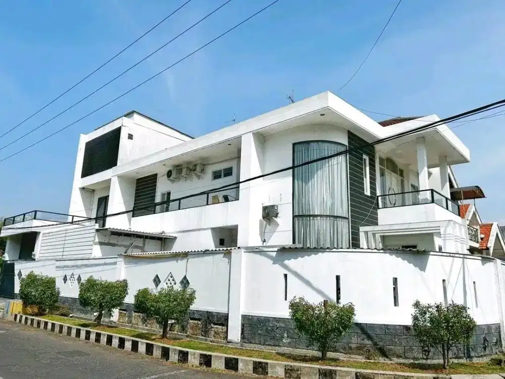 DIJUAL RUMAH DHARMAHUSADA INDAH UTARA SURABAYA RON.A1161