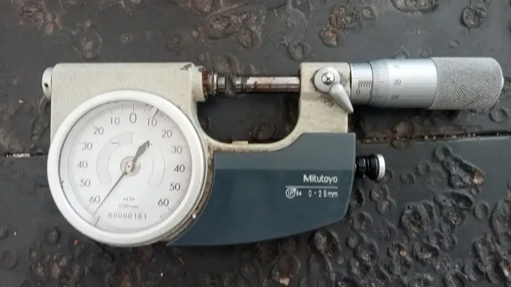 Mikrometer mitutoyo alat ukur