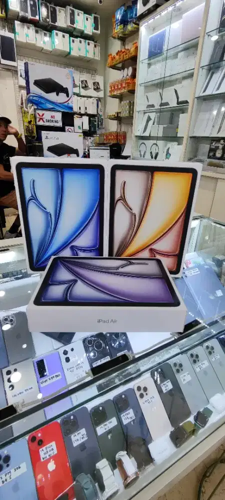 New iPad AiR 8 M4 128GB wifi only garansi 1 tahun bisa TT