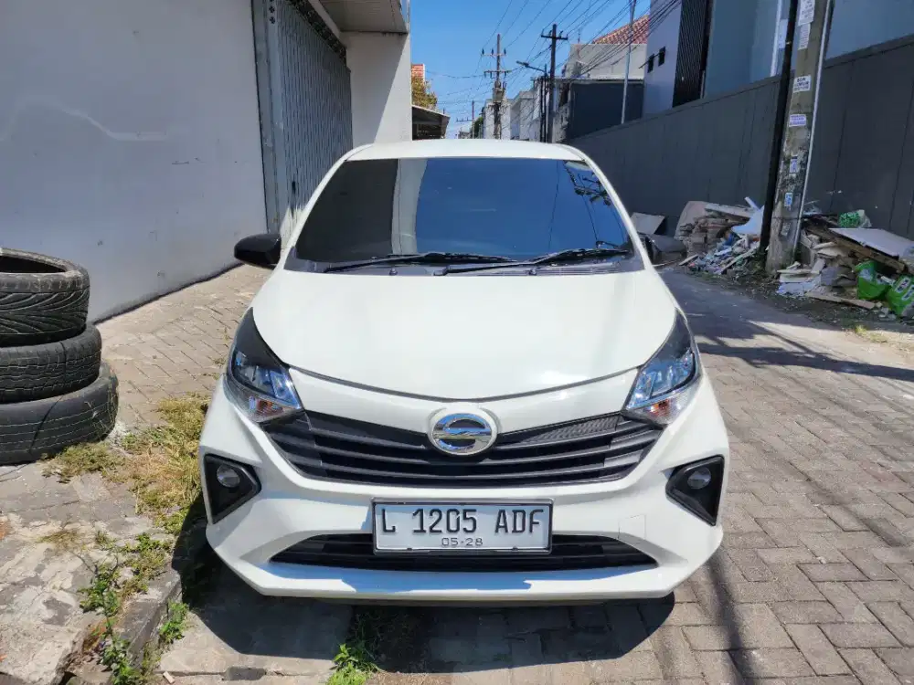 Sigra X 2023 Matic Putih