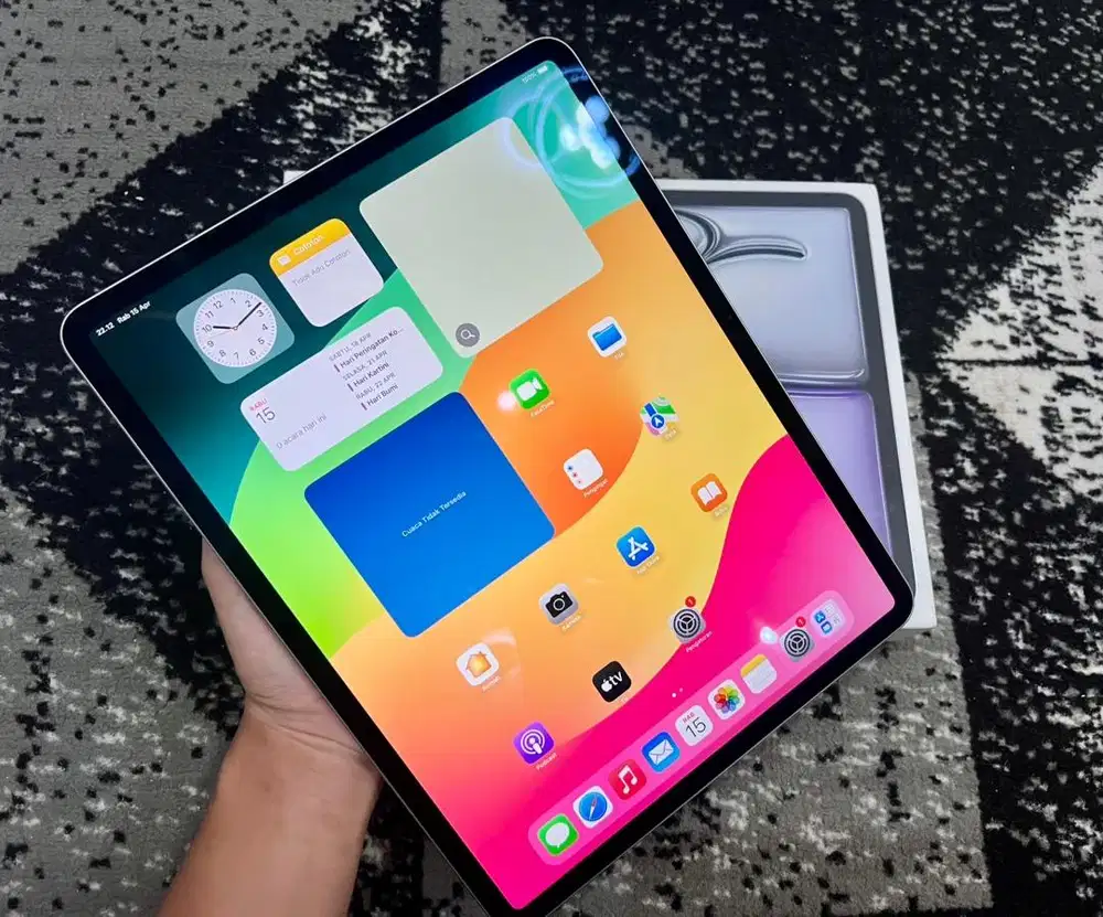 Ipad air M2 13 inc 128 ibox fullset garansi bh 100