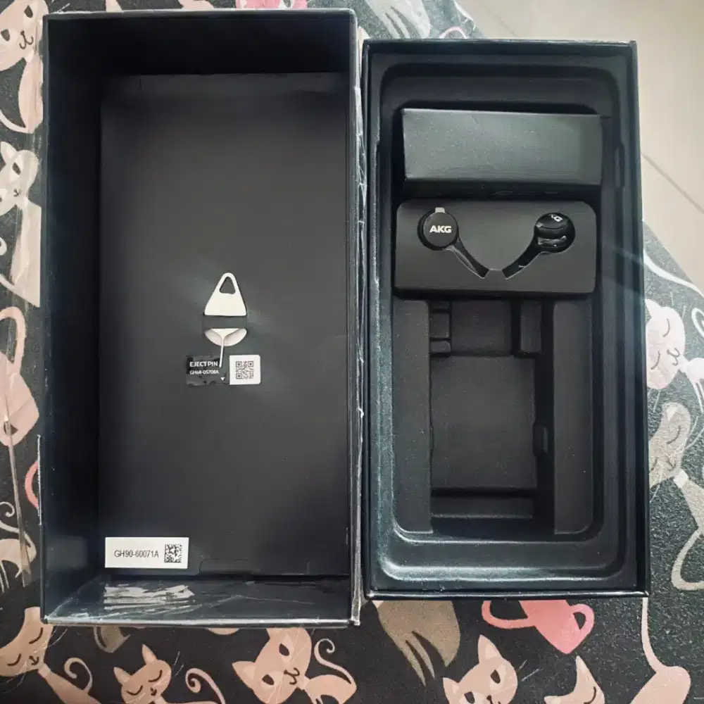 Samsung s 10 plus hitam mulus layar bersih lengkap