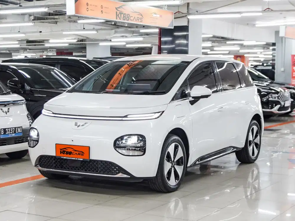 Wuling Cloud Pro Long Range 2024 putih