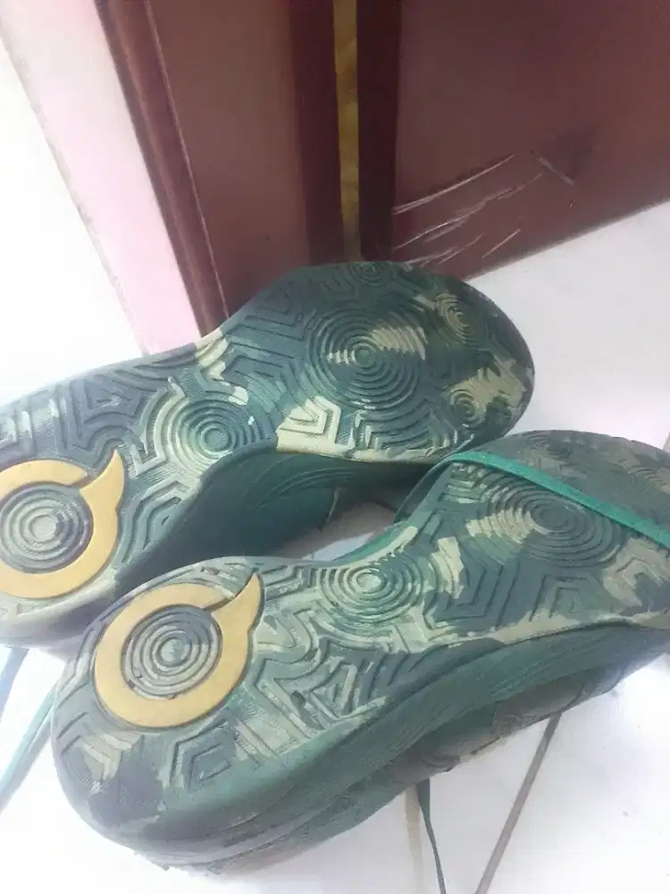 Ortuseight jogosala hijau army UK 40 sepatu futsal