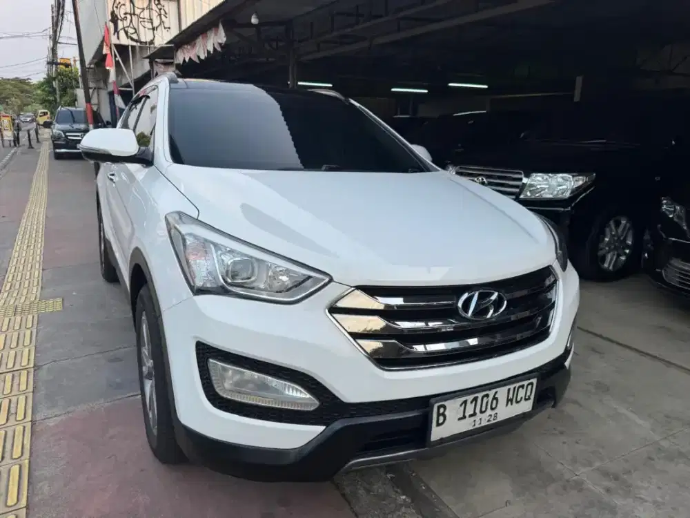 Hiyundai santa fe 2014ST sunroof moonroof panoramic Pajak on