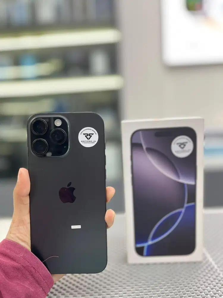 iPhone 16 Pro Max 512Gb Fullset, Garansi resmi/iBox 1 Bulan