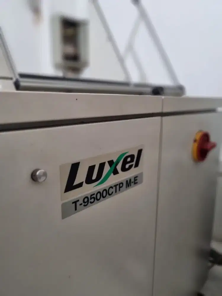 Mesin CTP Luxel T-9500ctp M-E