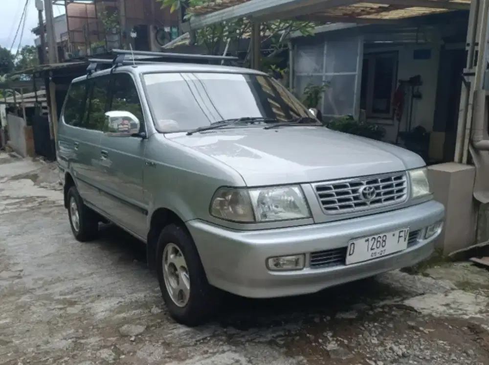 Toyota Kijang LGX 2.0 Manual th 2002