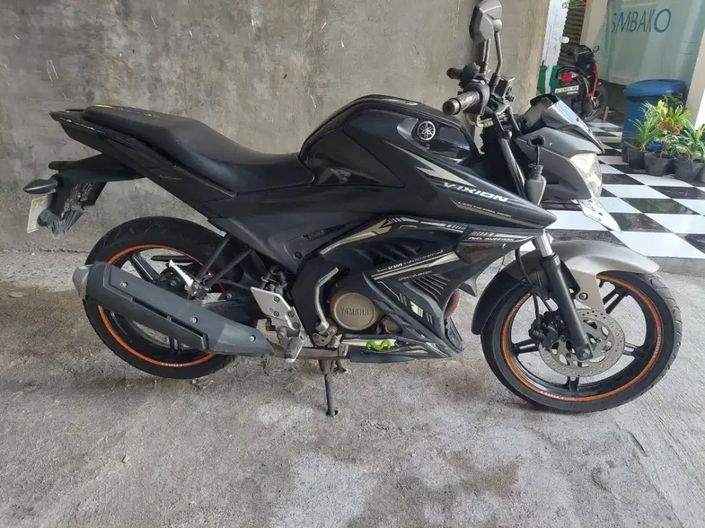 Motor Vixion 2018