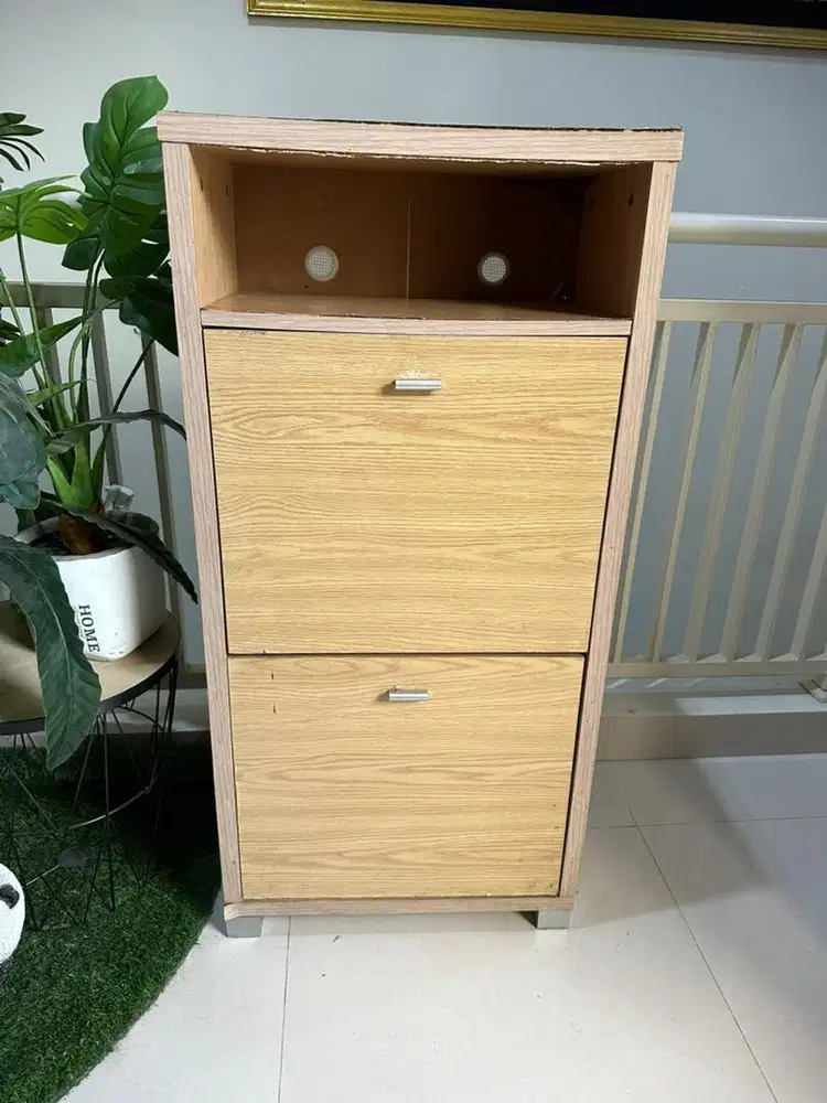 Lemari Kabinet Rak Sepatu by Informa Coklat Muda Surabaya