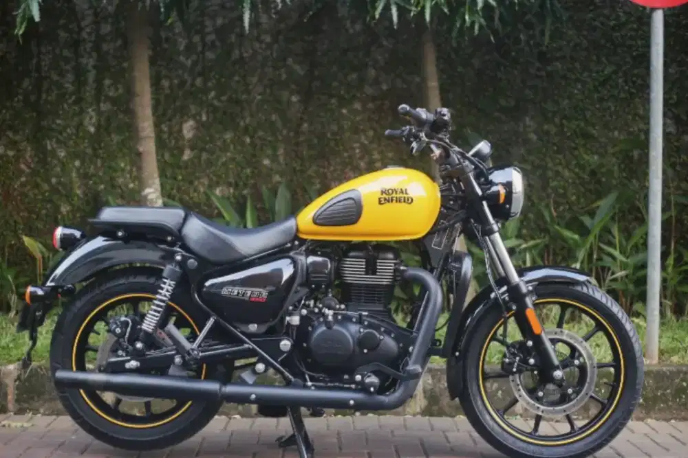 Royal Enfield 350 2023