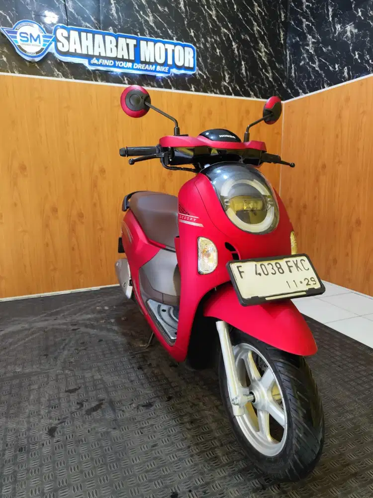 SCOOPY STYLISH KEYLESS TH 2024 SIAP PAKAI