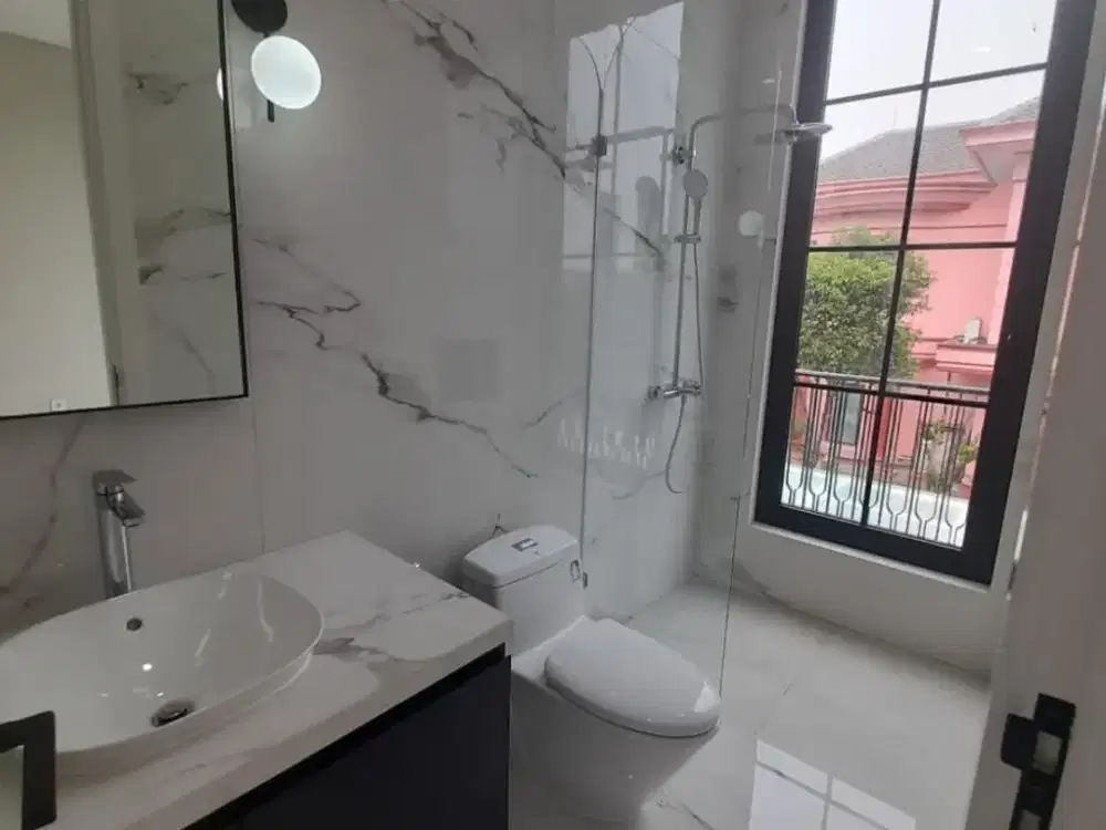 Dijual Rumah baru gress di cluster depan Royal Park Citraland surabaya barat