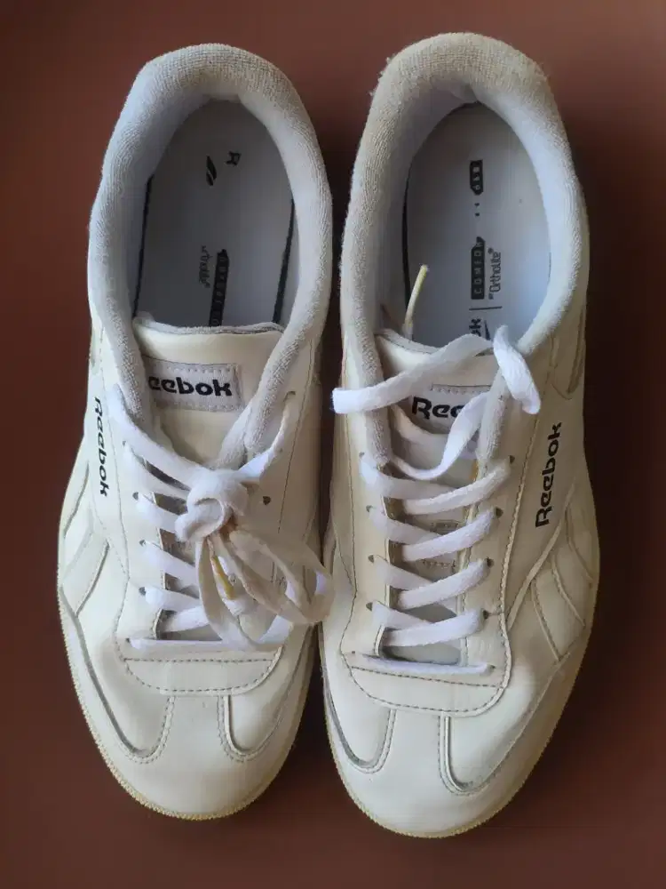 sepatu reebook ORI size 43