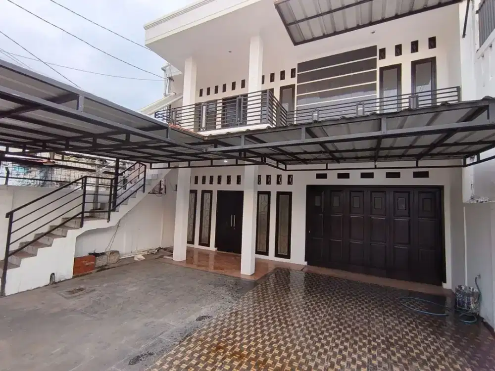 Rumah strategis usaha di jalan utama ciganitri bojongsoang bandung