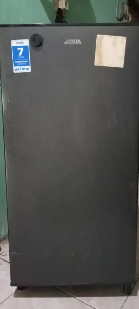 Jual kulkas 1pintu mrk AQUA bagus dingin hrg 850rb