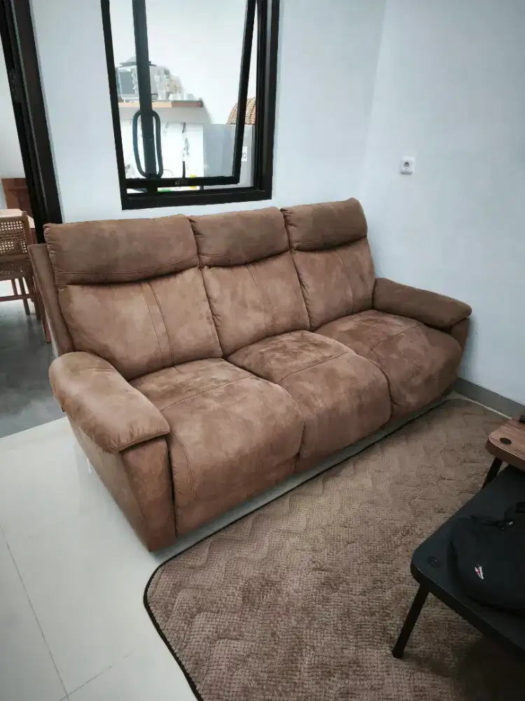 Sofa 3 Seater Elegan